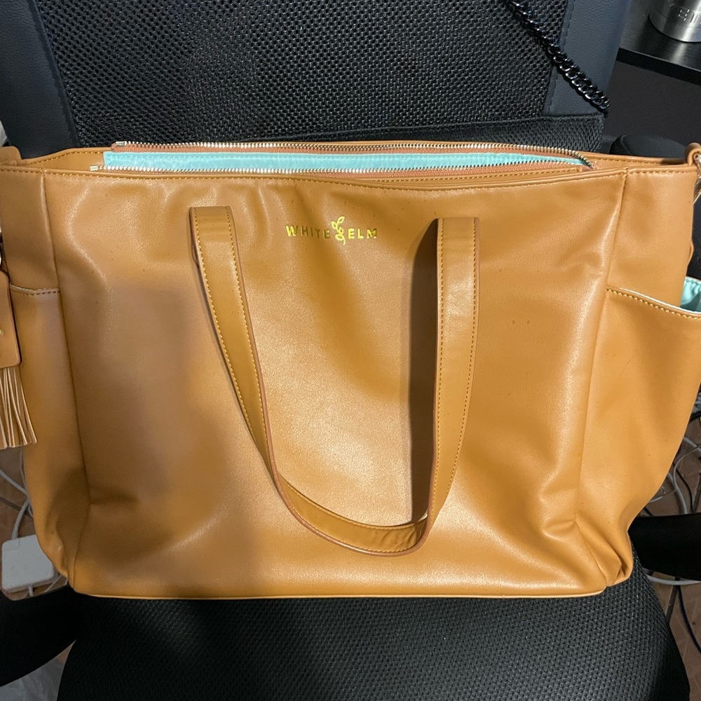 White Elm Vegan Leather AQUILA TOTE BAG - ALMOND
